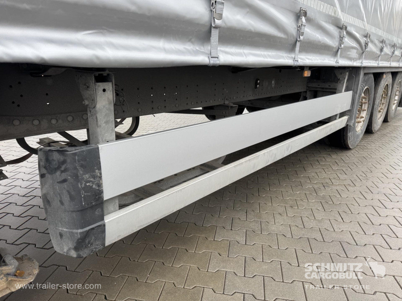 Schmitz Cargobull Curtainsider Standard 