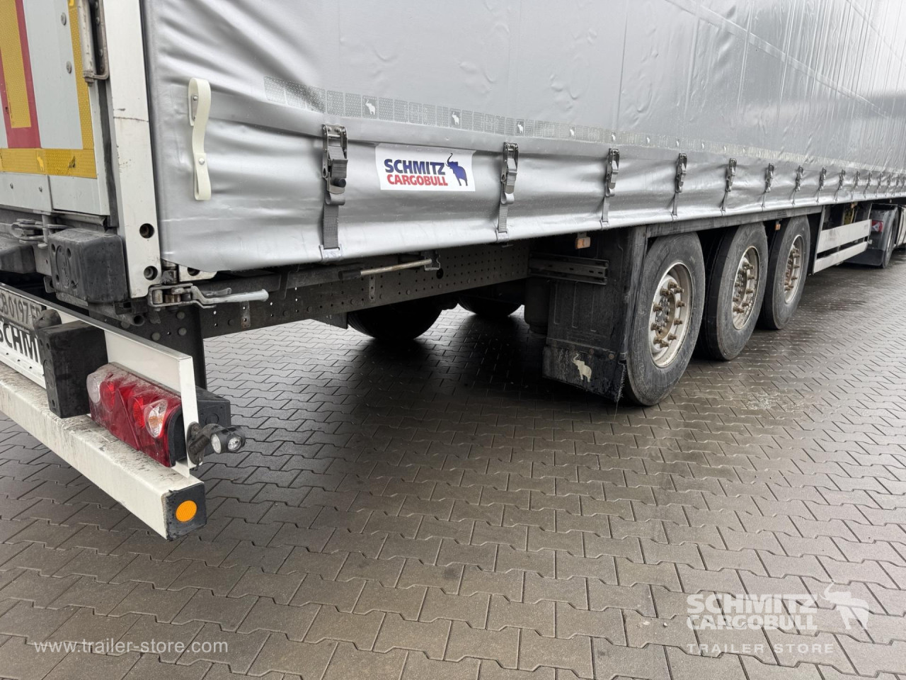 Schmitz Cargobull Curtainsider Standard 