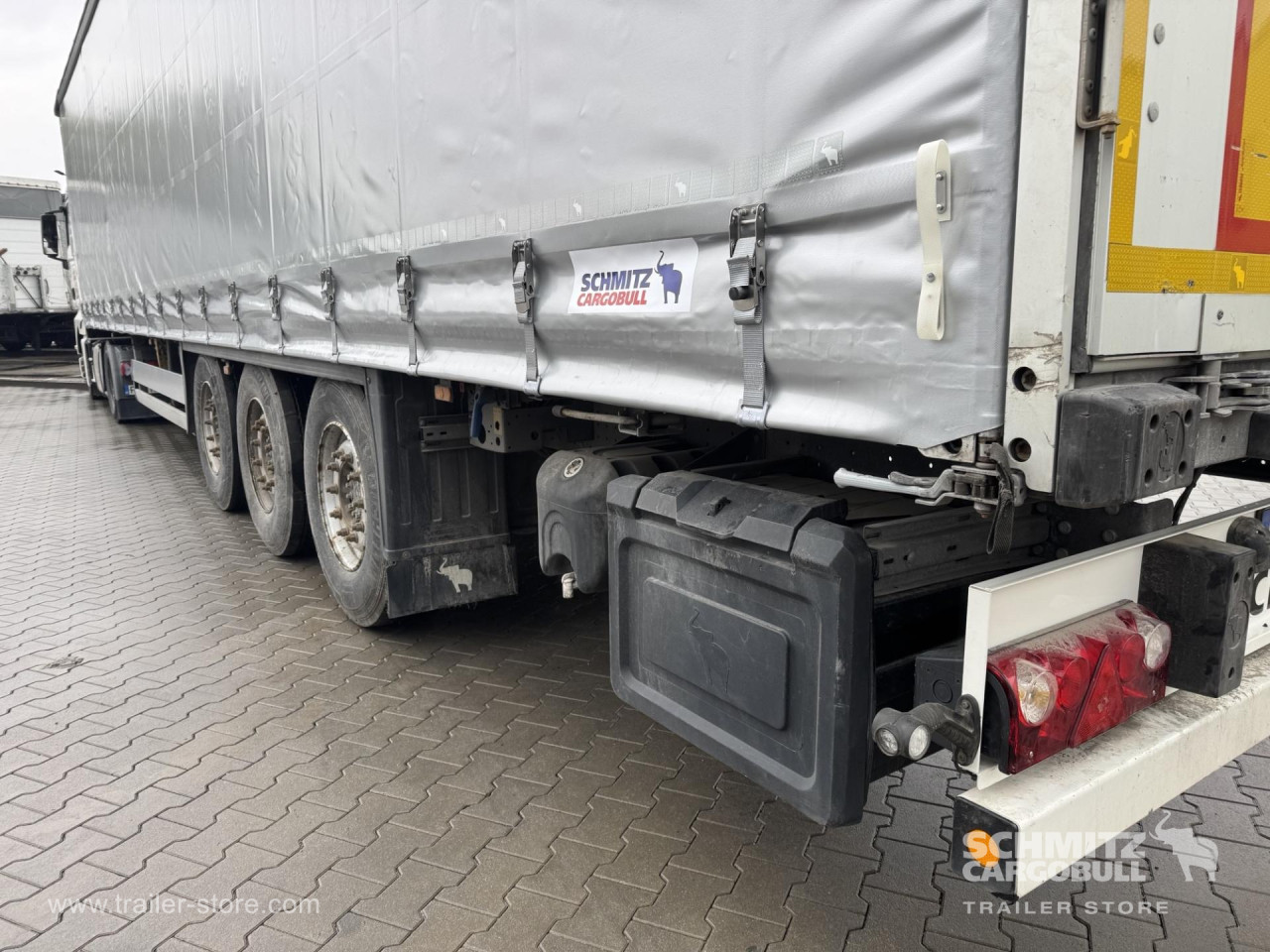 Schmitz Cargobull Curtainsider Standard 