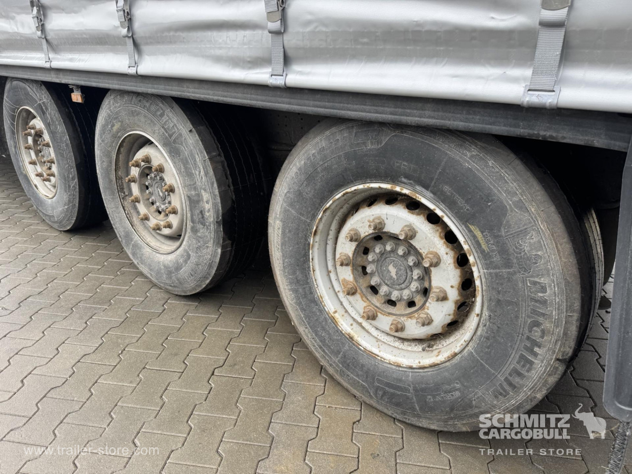 Schmitz Cargobull Curtainsider Standard 