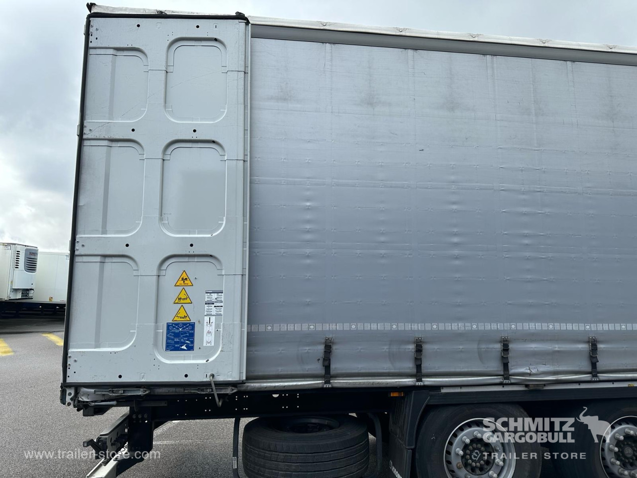 Krone Semitrailer Curtainsider Standard 