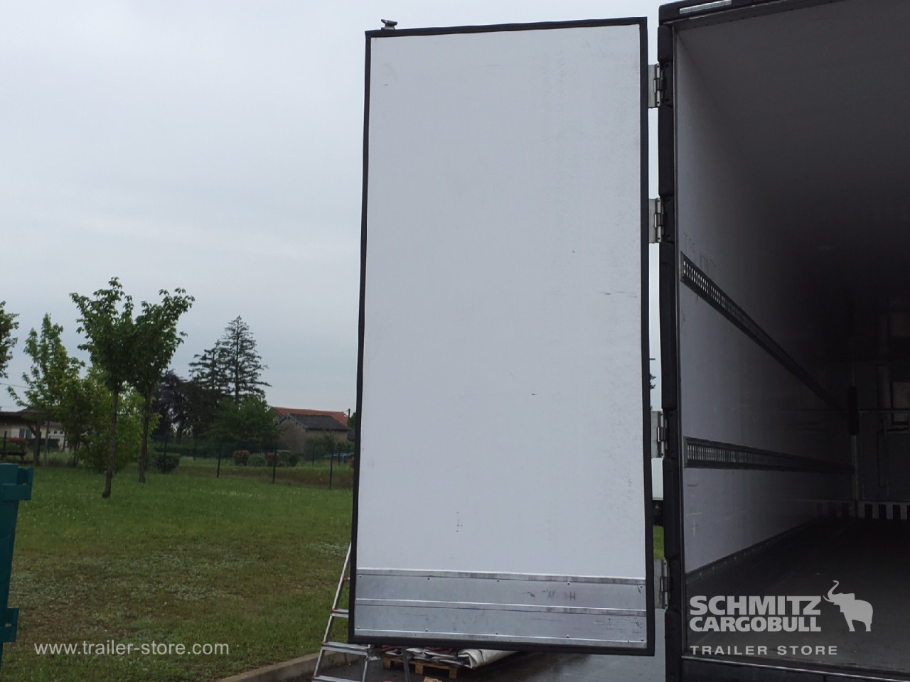 LAMBERET Semitrailer Reefer Standard 
