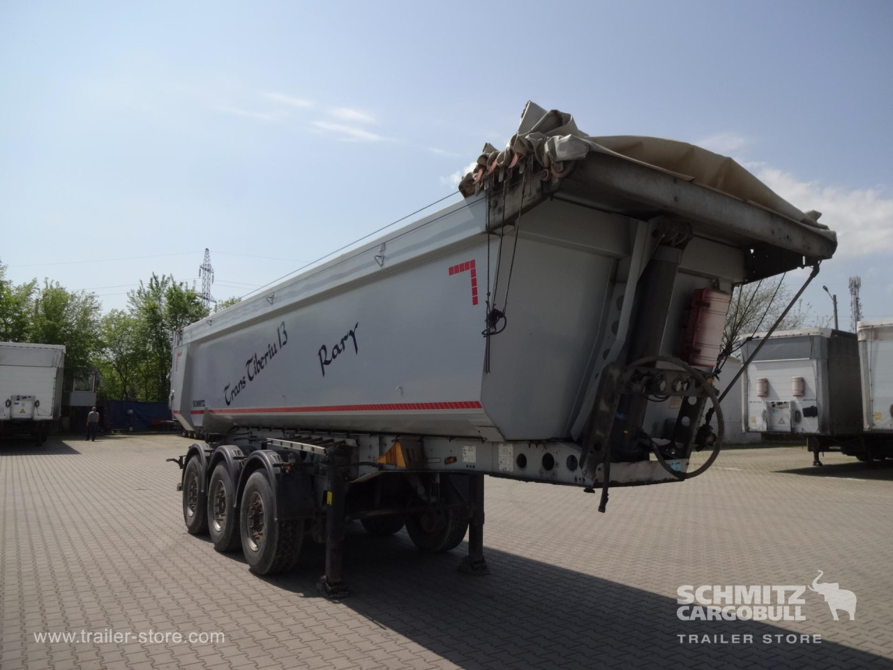 Schmitz Cargobull Tipper Steel half pipe body 252m³ 