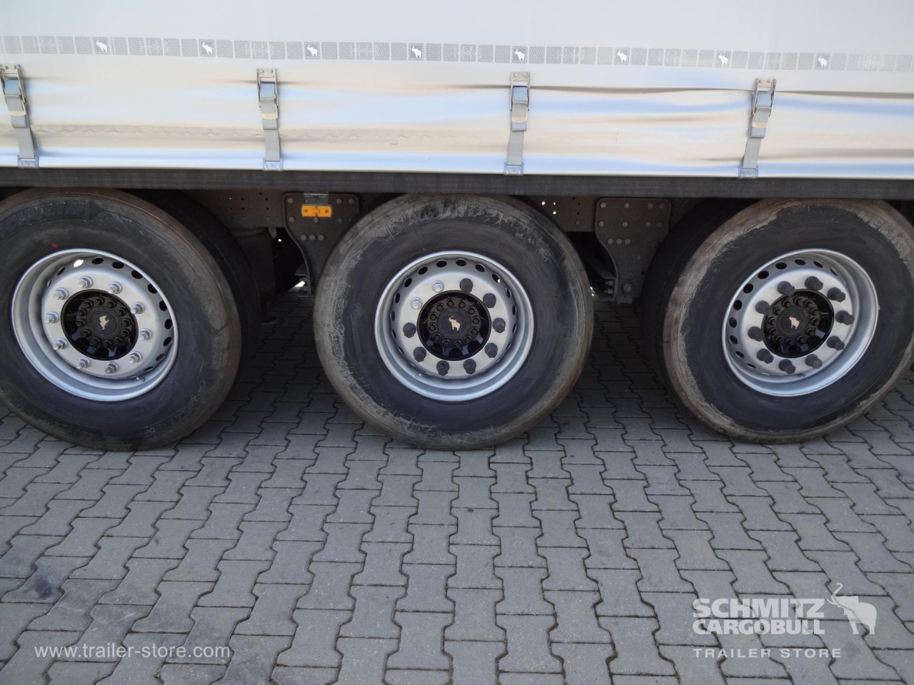 Schmitz Cargobull Curtainsider Standard 
