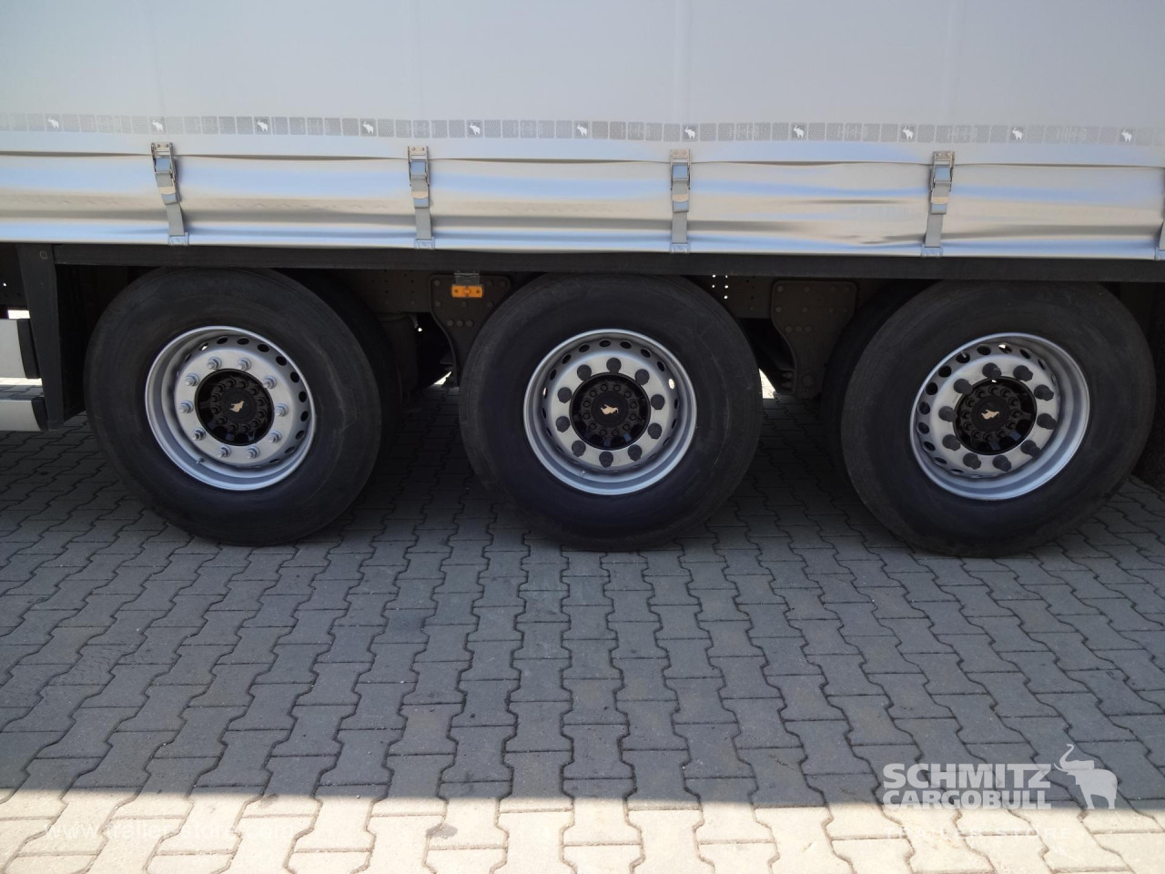 Schmitz Cargobull Curtainsider Standard 