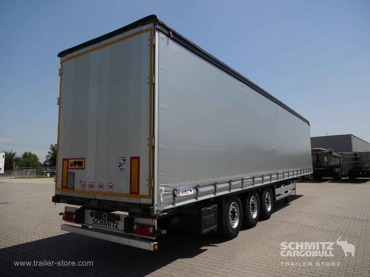 Schmitz Cargobull Curtainsider Standard 