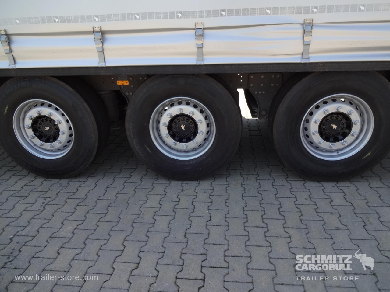 Schmitz Cargobull Curtainsider Standard 