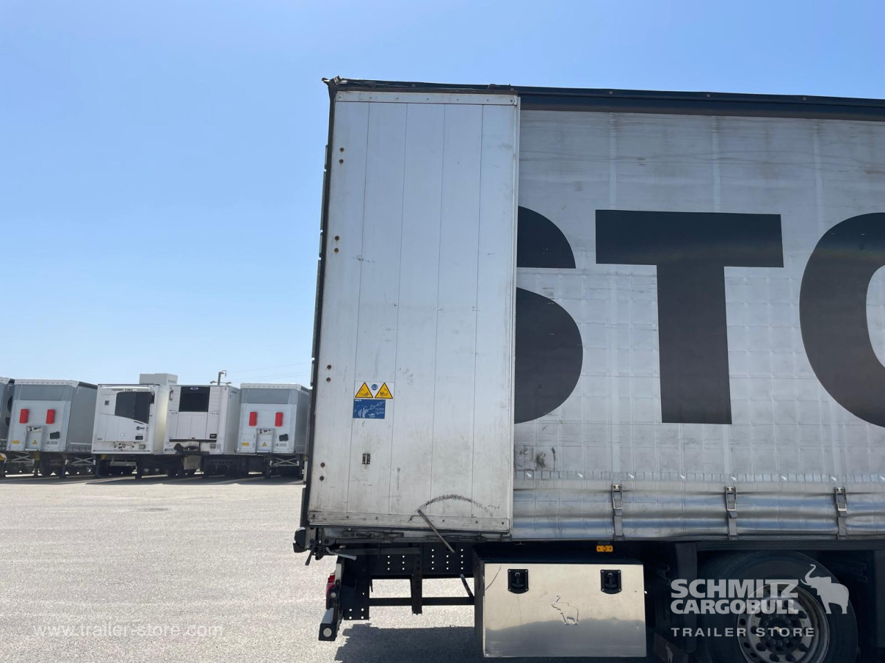 Schmitz Cargobull Curtainsider Standard 