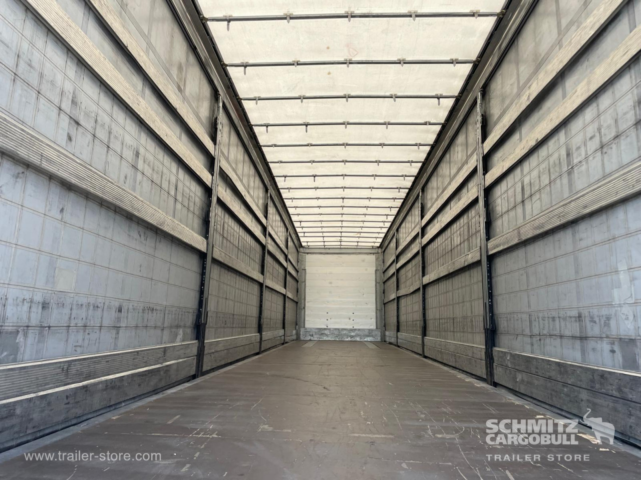 Schmitz Cargobull Curtainsider Standard 