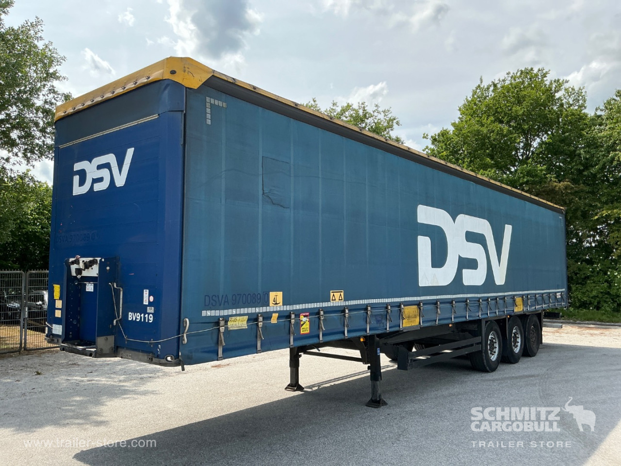 Schmitz Cargobull Curtainsider Standard 