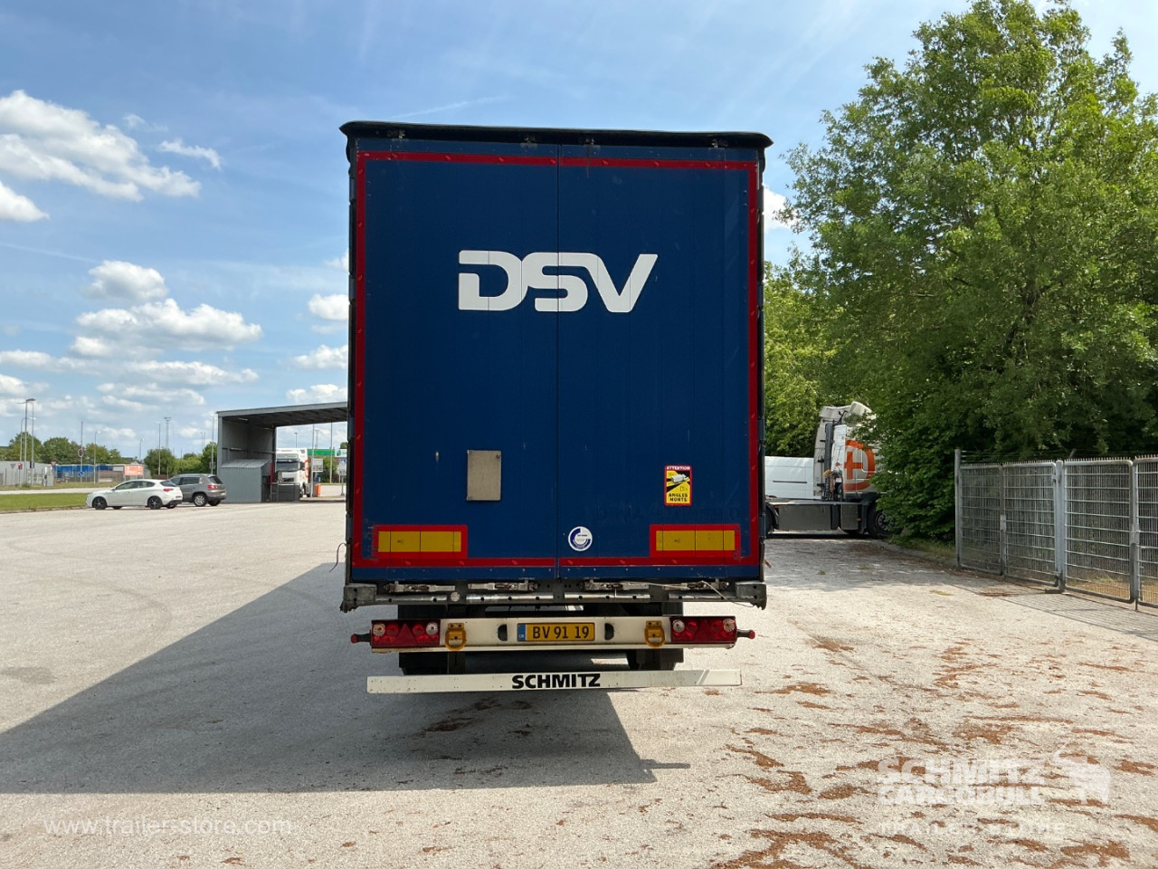 Schmitz Cargobull Curtainsider Standard 