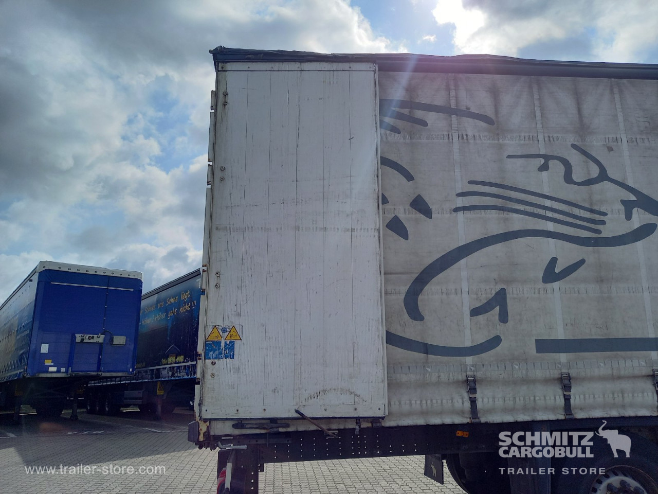 Schmitz Cargobull Curtainsider Standard 