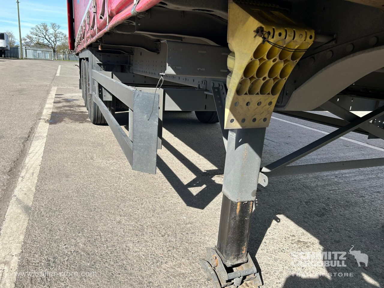 Schmitz Cargobull Curtainsider Standard UK 