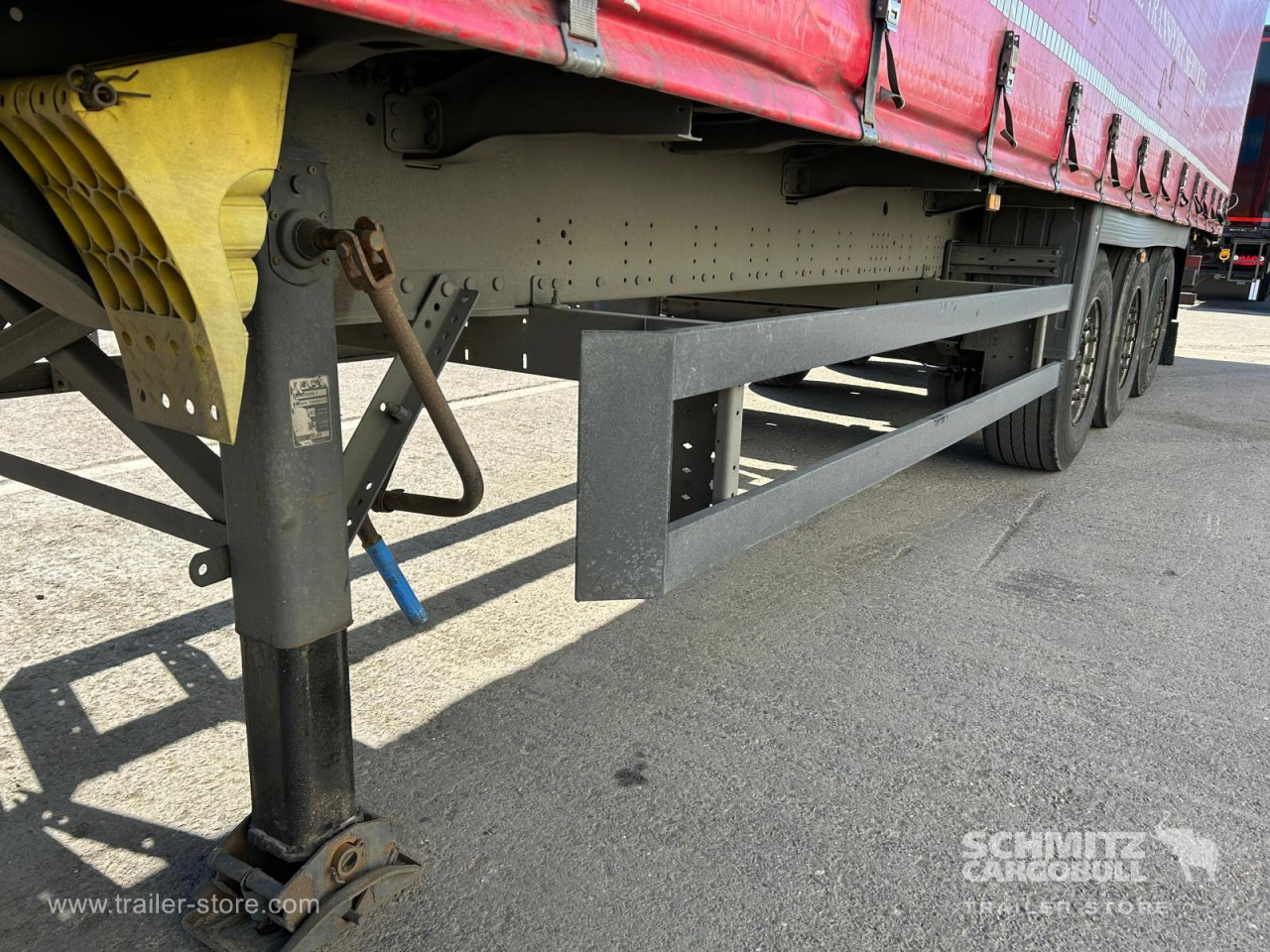 Schmitz Cargobull Curtainsider Standard UK 