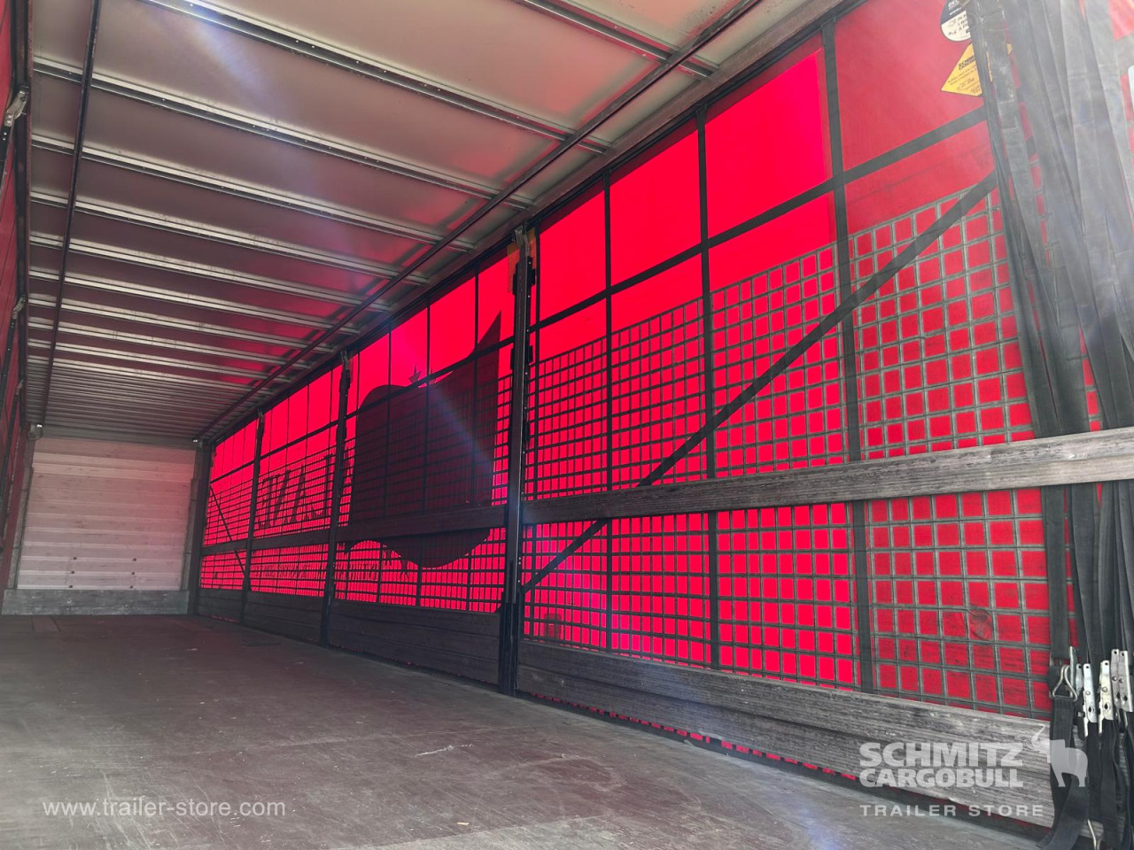 Schmitz Cargobull Curtainsider Standard UK 