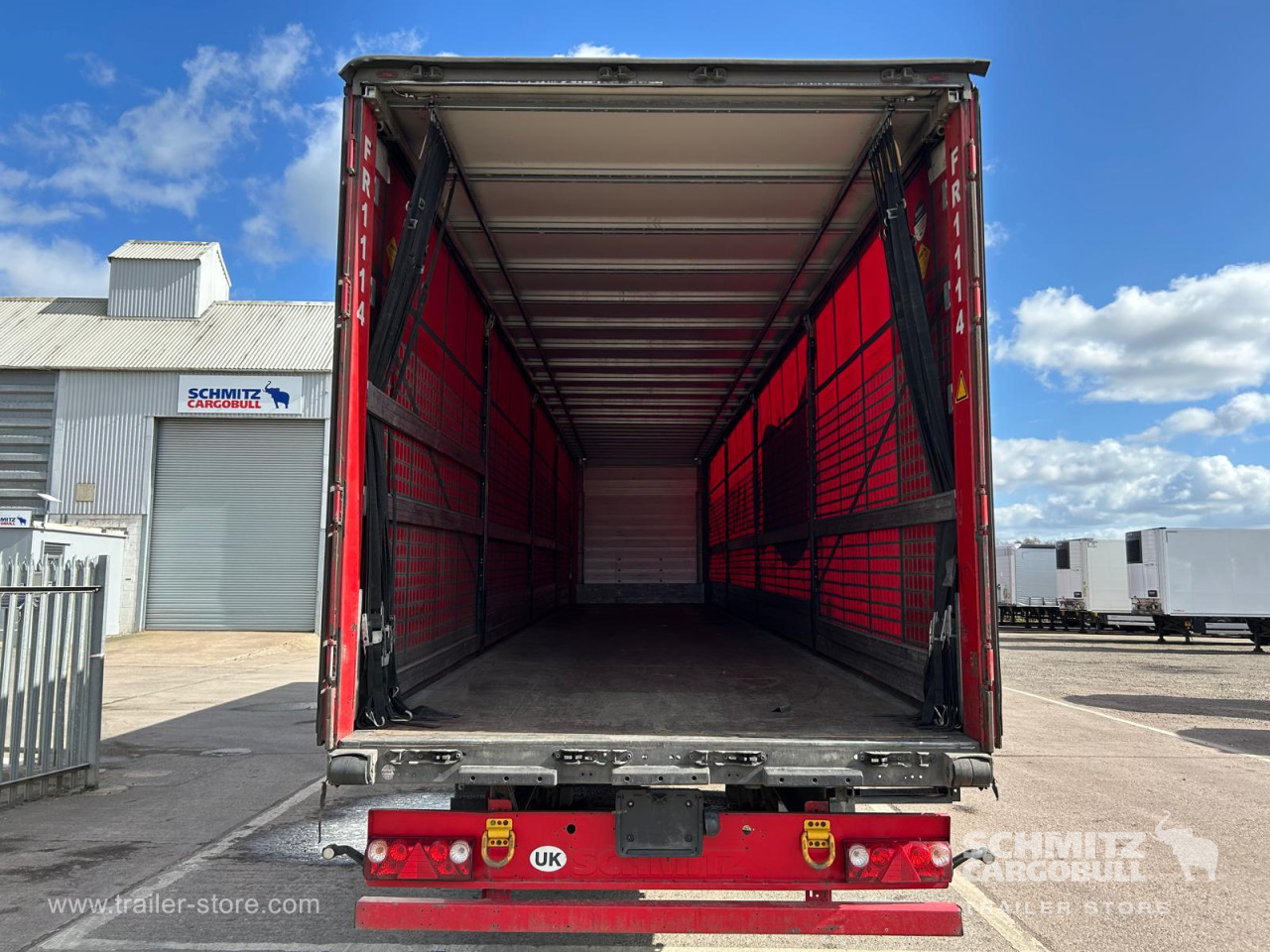 Schmitz Cargobull Curtainsider Standard UK 