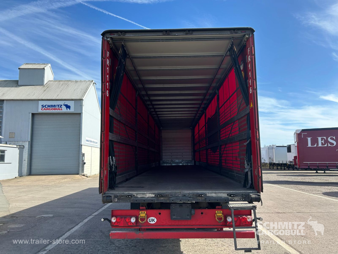 Schmitz Cargobull Curtainsider Standard UK 