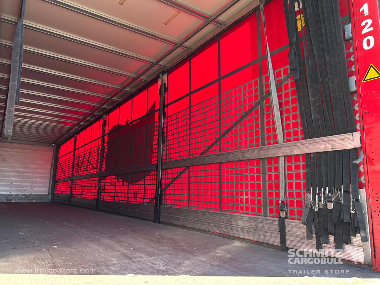 Schmitz Cargobull Curtainsider Standard UK 