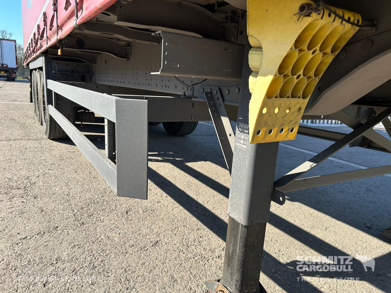 Schmitz Cargobull Curtainsider Standard UK 