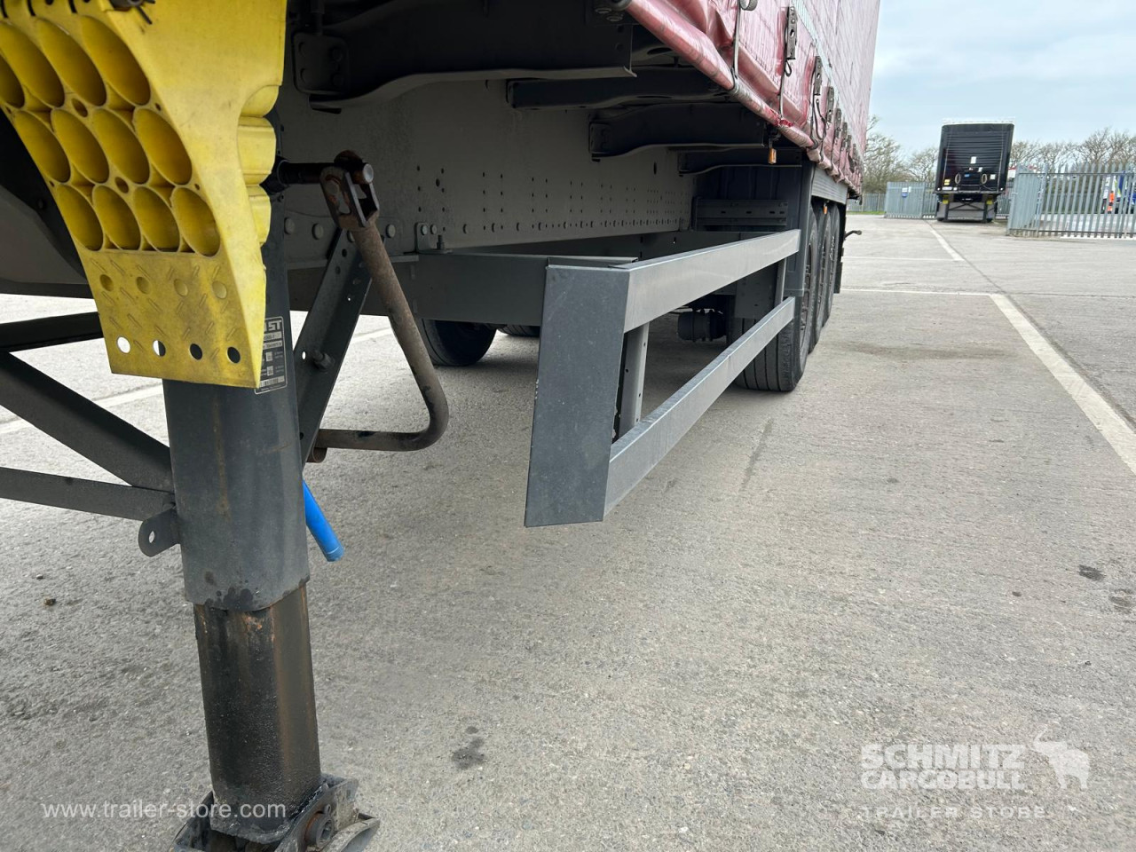 Schmitz Cargobull Curtainsider Standard UK 