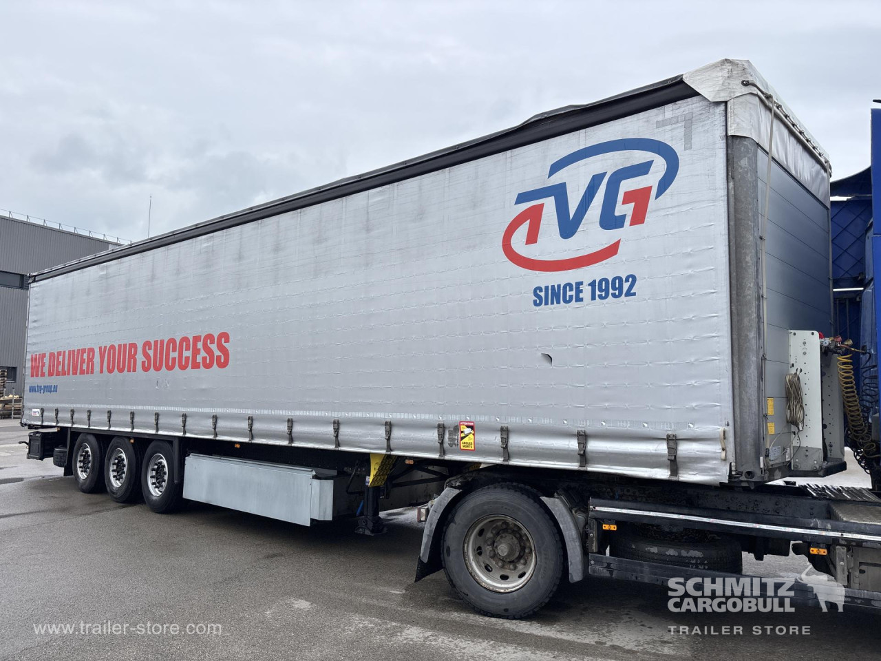 Schmitz Cargobull Curtainsider Standard 