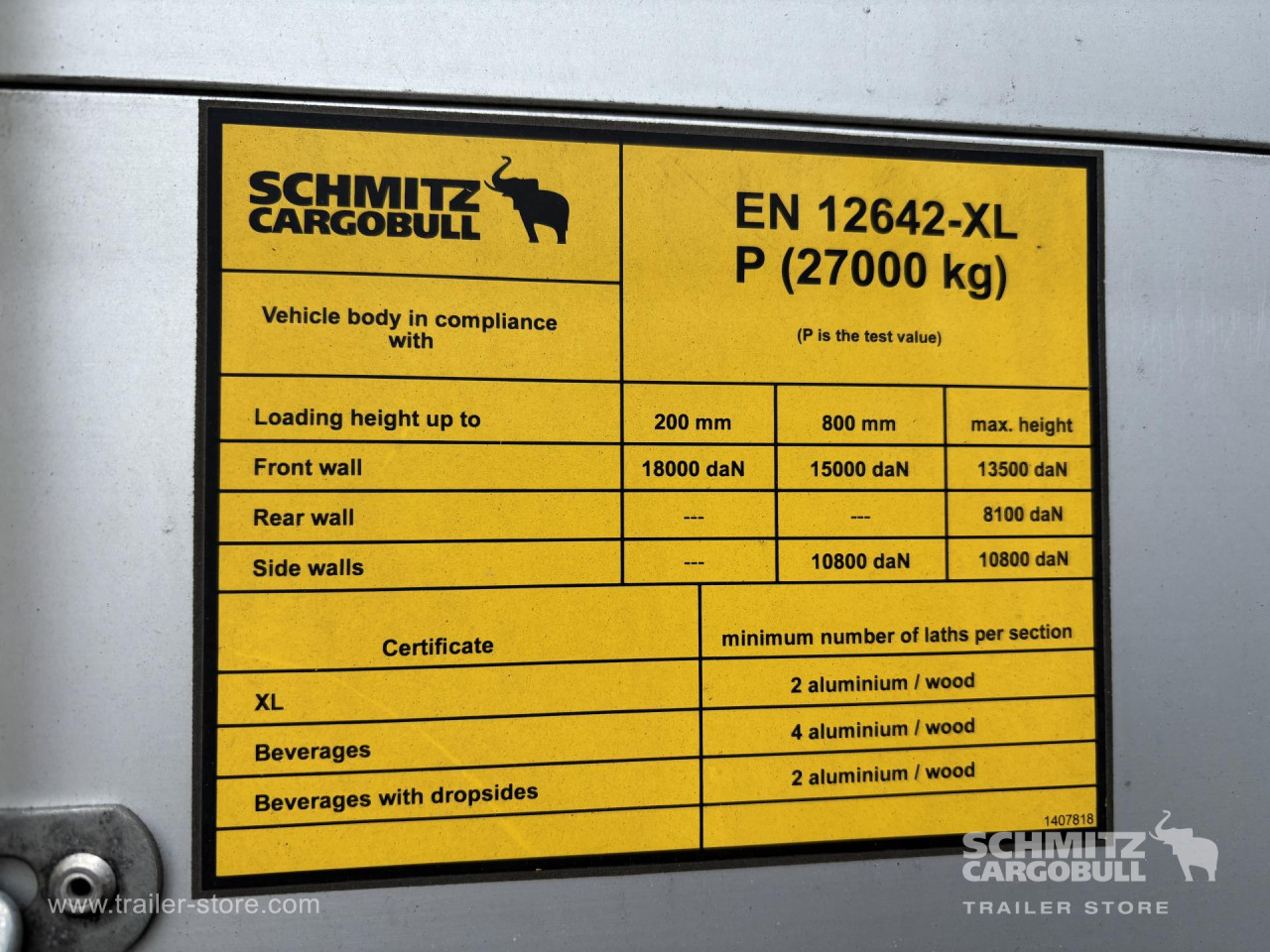 Schmitz Cargobull Curtainsider Standard 