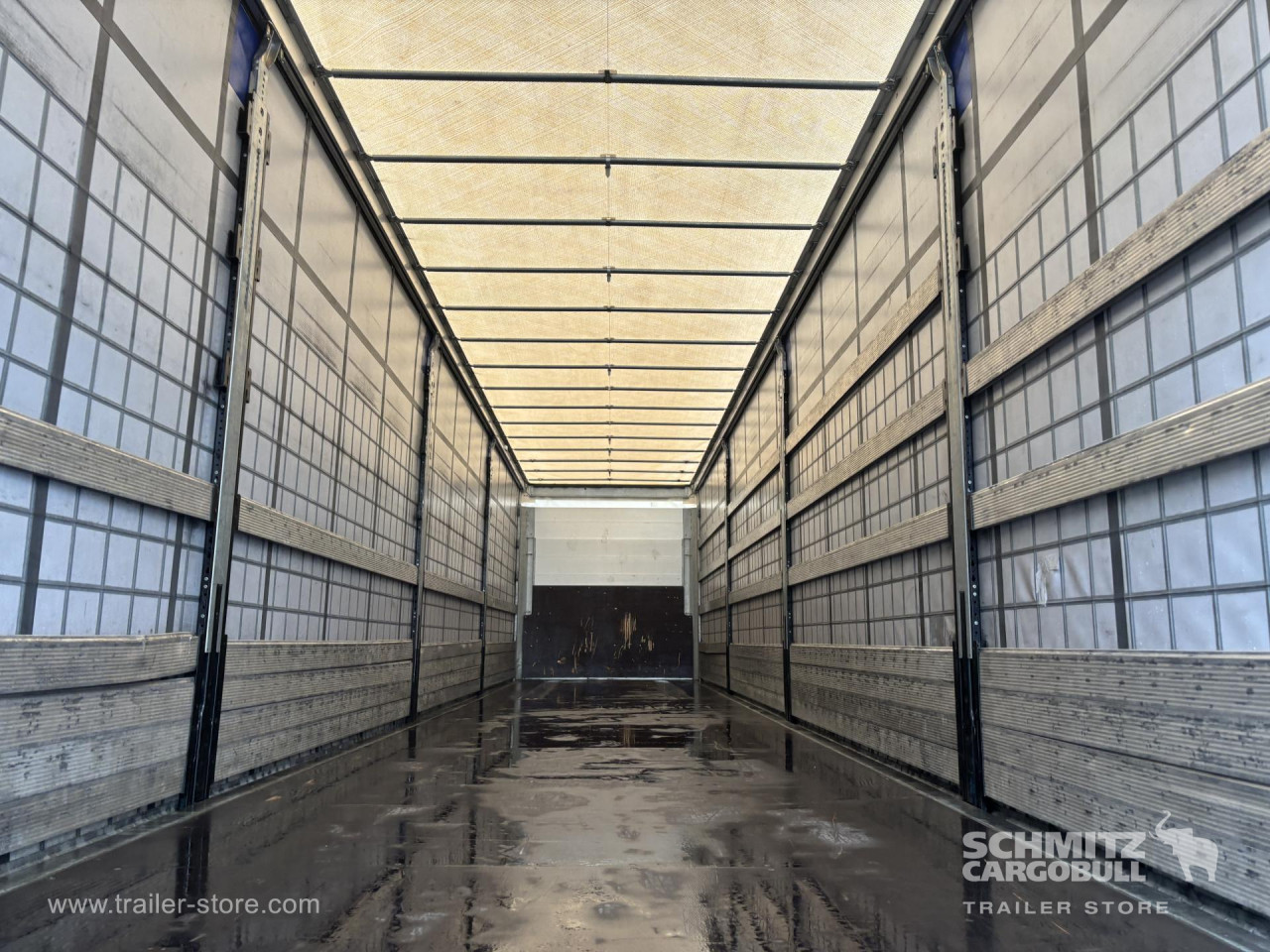 Schmitz Cargobull Curtainsider Standard 