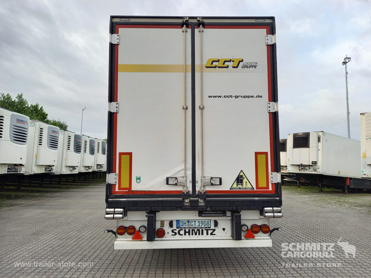 Schmitz Cargobull Tiefkühler Standard Doppelstock Trennwand 