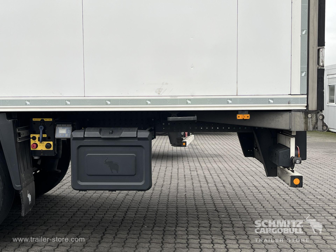 Schmitz Cargobull Tiefkühler Standard Doppelstock Trennwand 