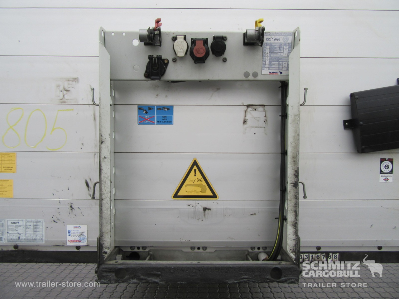 Schmitz Cargobull Curtainsider Mega Getränke 