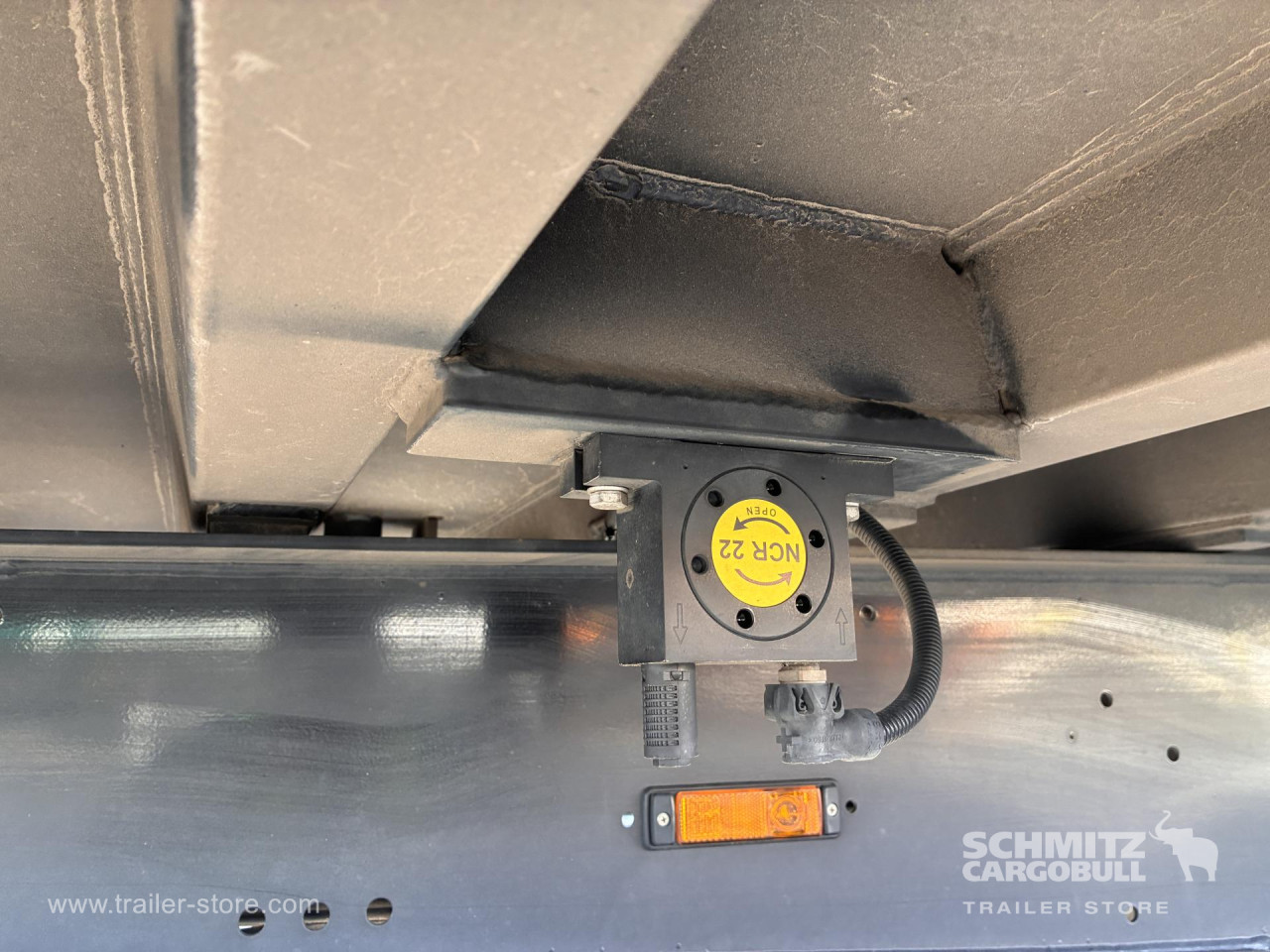 Schmitz Cargobull Kipper Alukastenmulde 49m³ 