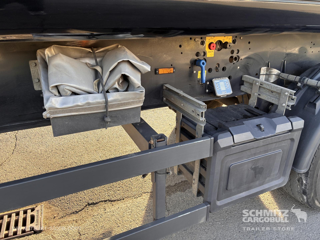 Schmitz Cargobull Kipper Alukastenmulde 49m³ 