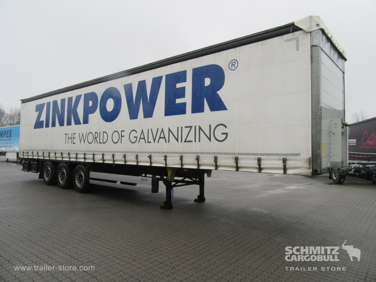 Schmitz Cargobull Curtainsider Standard Getränke 