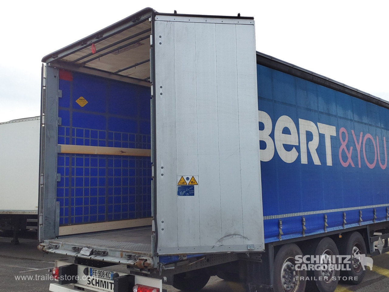 Schmitz Cargobull Semitrailer Curtainsider Standard 