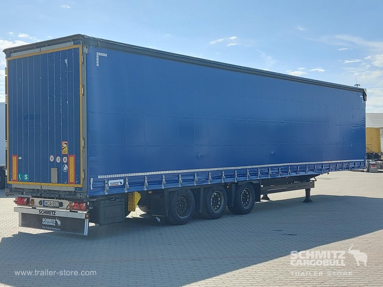 Schmitz Cargobull Curtainsider Mega 