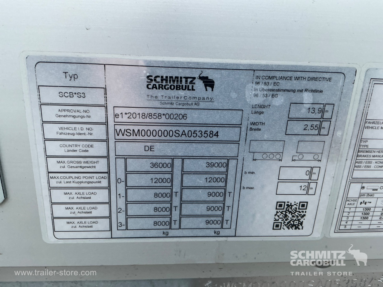 Schmitz Cargobull Curtainsider Mega 