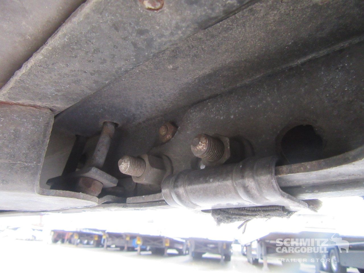 Schmitz Cargobull Curtainsider Mega Getränke 