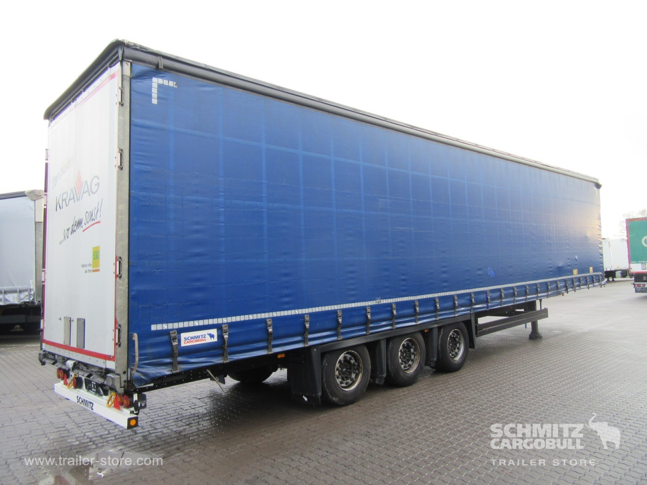 Schmitz Cargobull Curtainsider Mega Getränke 
