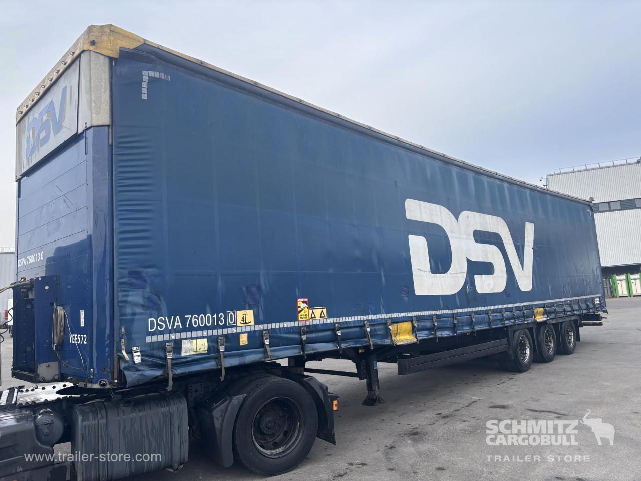 Schmitz Cargobull Curtainsider Mega 