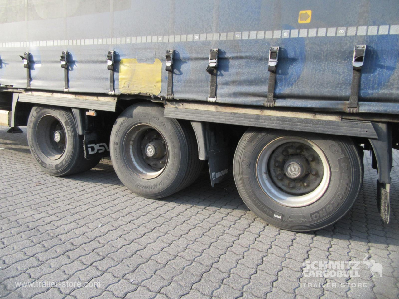 Krone Curtainsider Mega 