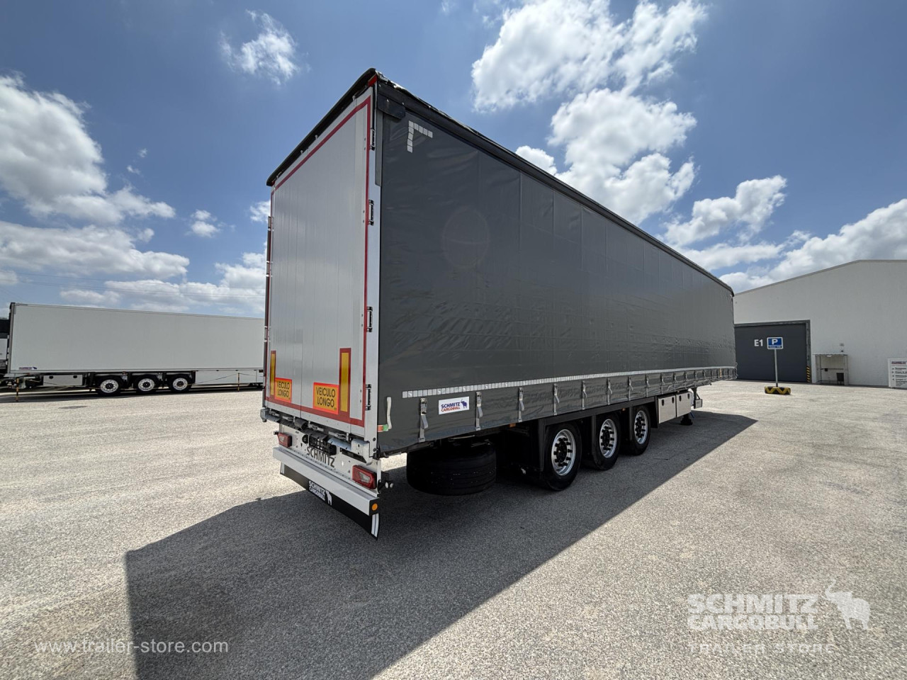 Schmitz Cargobull Curtainsider Mega 