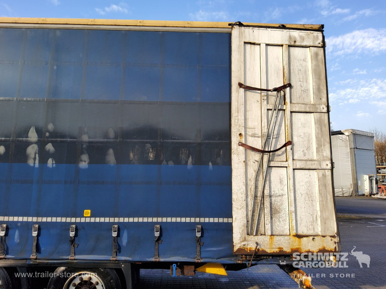 Krone Curtainsider Mega 