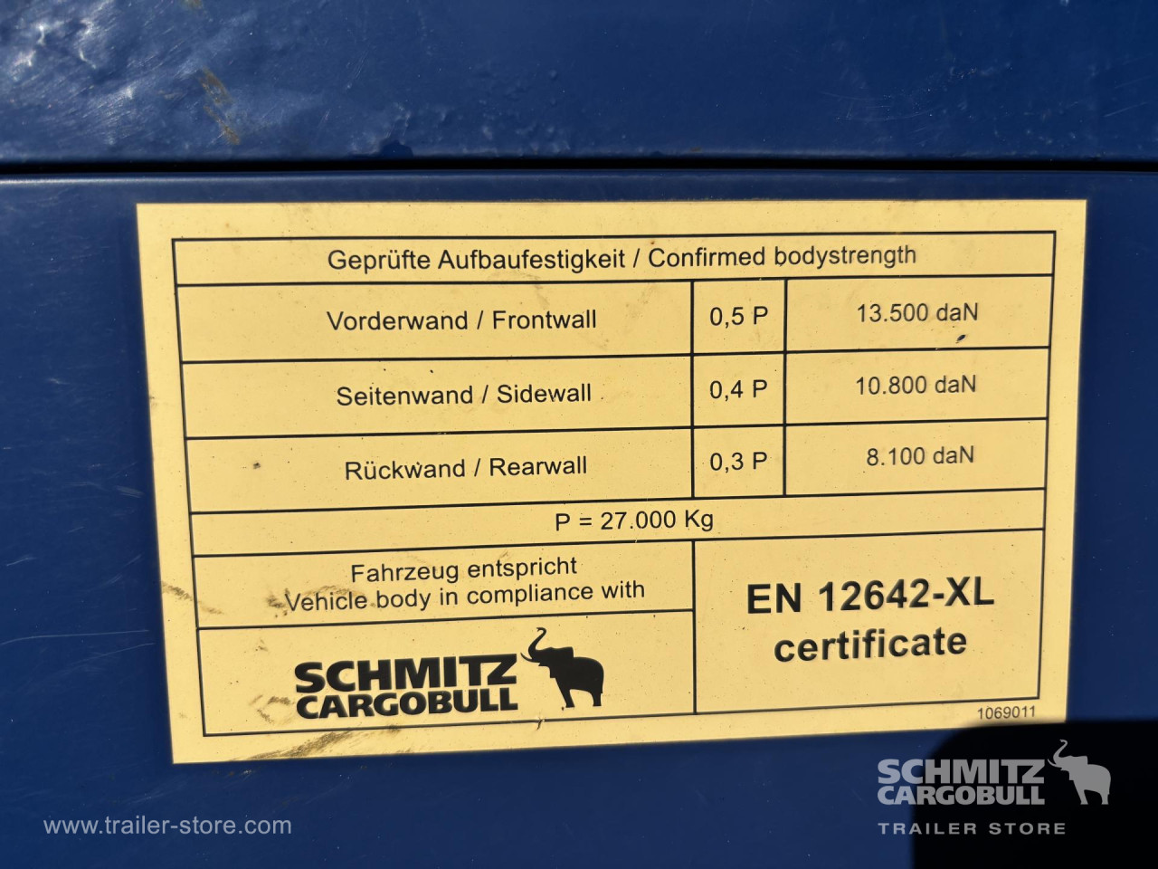 Schmitz Cargobull Curtainsider Mega 