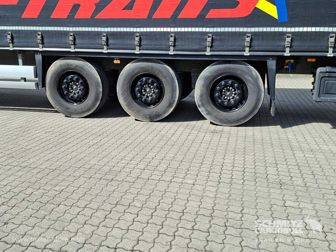 Schmitz Cargobull Curtainsider Standard 