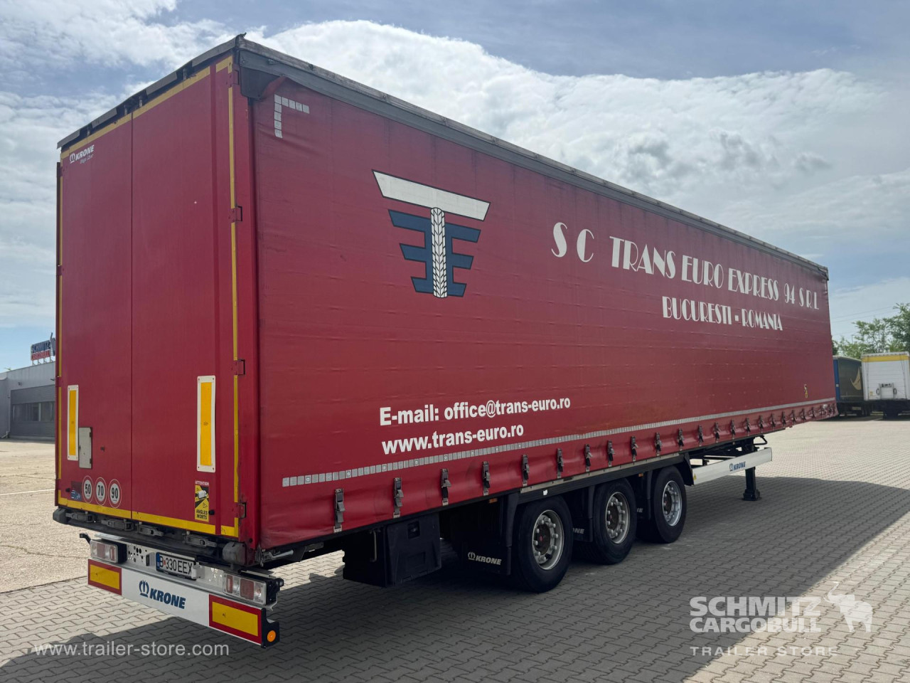 Krone Curtainsider Mega 