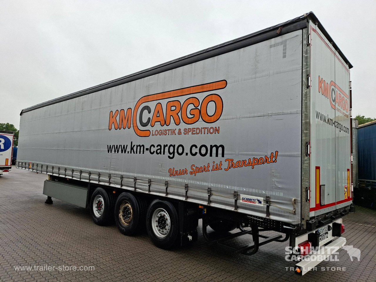 Schmitz Cargobull Curtainsider Standard Getränke 