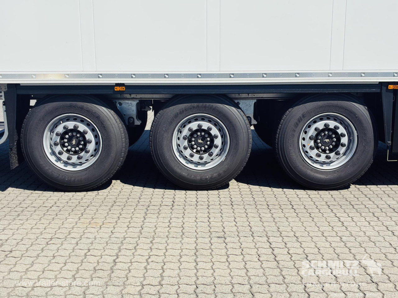 Schmitz Cargobull Tiefkühler Standard Doppelstock Trennwand 