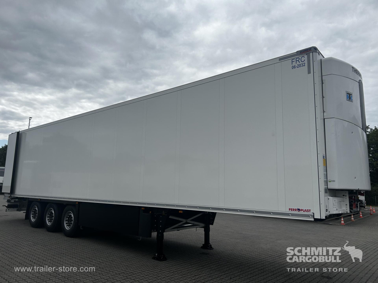 Schmitz Cargobull Tiefkühler Standard Doppelstock Trennwand 