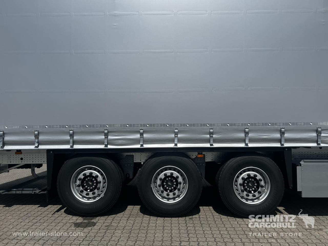 Schmitz Cargobull Curtainsider Standard 