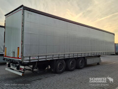 Schmitz Cargobull Curtainsider Standard Getränke 